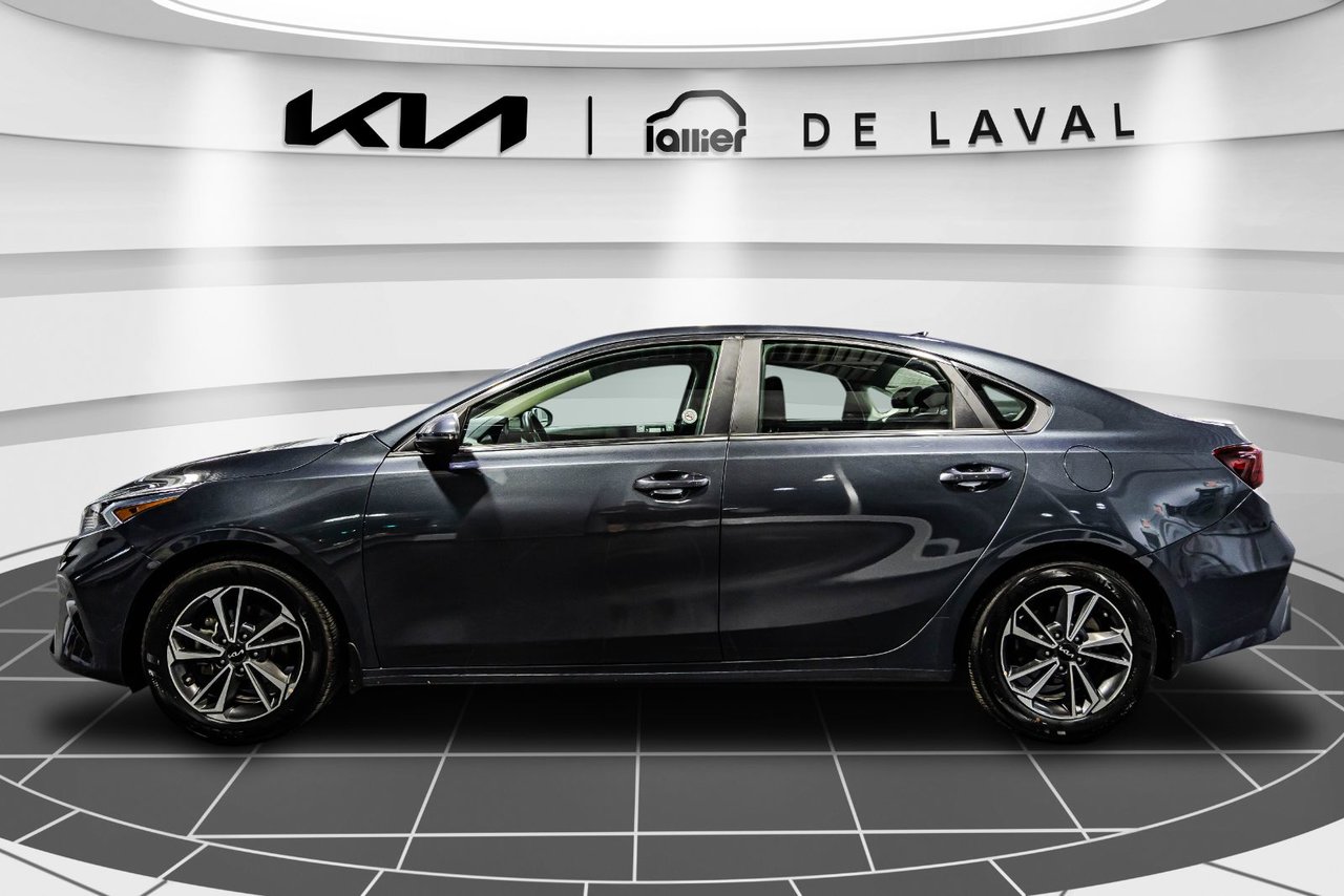 2023 Toyota Corolla Cross - Image 9