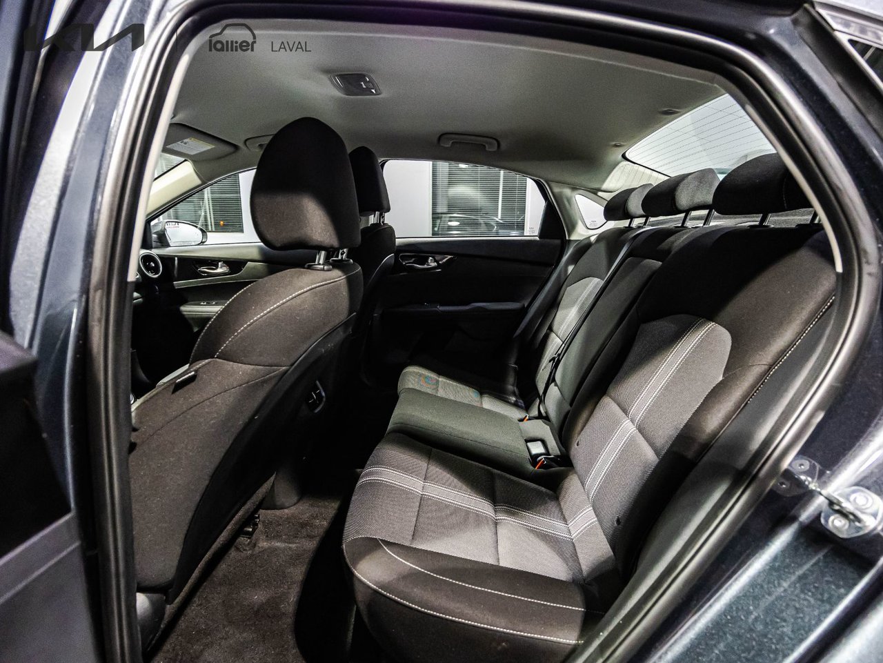2023 Toyota Corolla Cross - Image 18