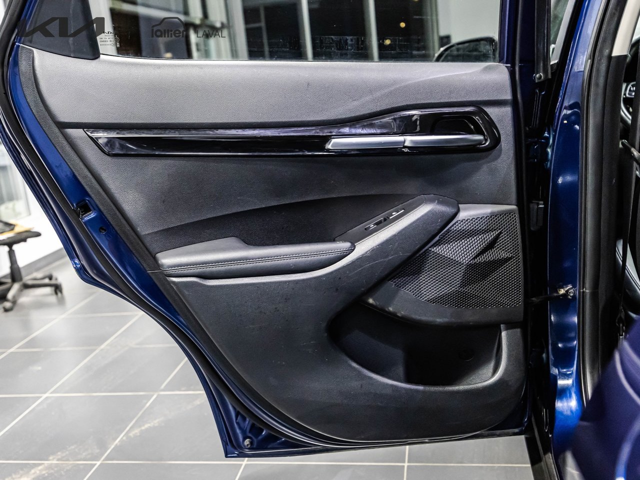 2025 Honda HR-V - Image 19
