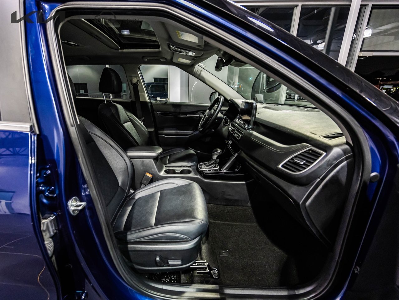 2025 Honda HR-V - Image 24