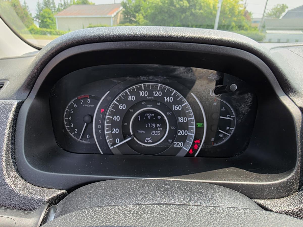 2021 Ford Escape Plug-in Hybrid - Image 16