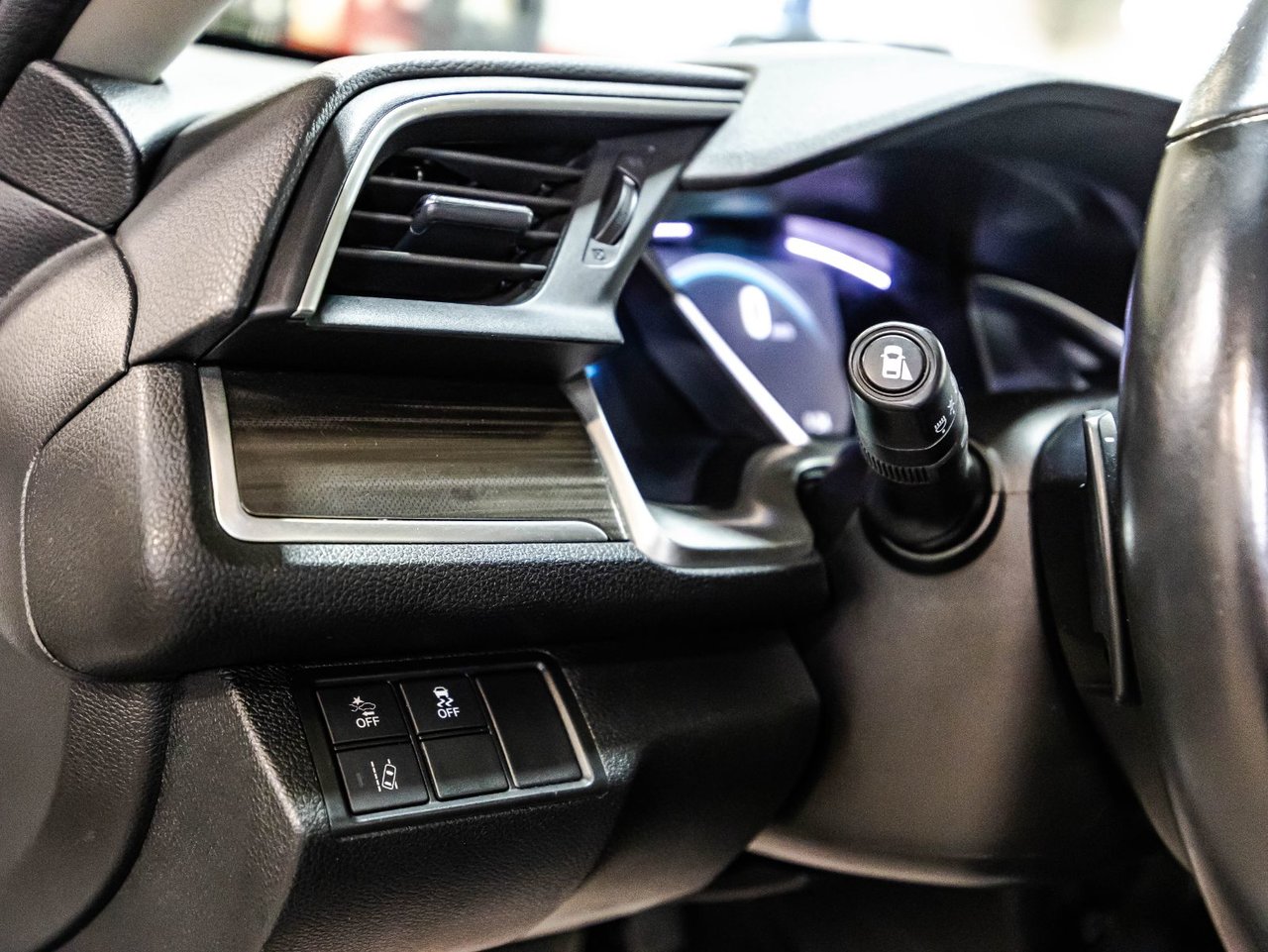 2023 Toyota Rav4 Prime - Image 31