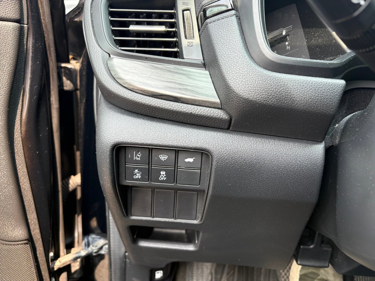 2026 Ford F-150 - Image 12