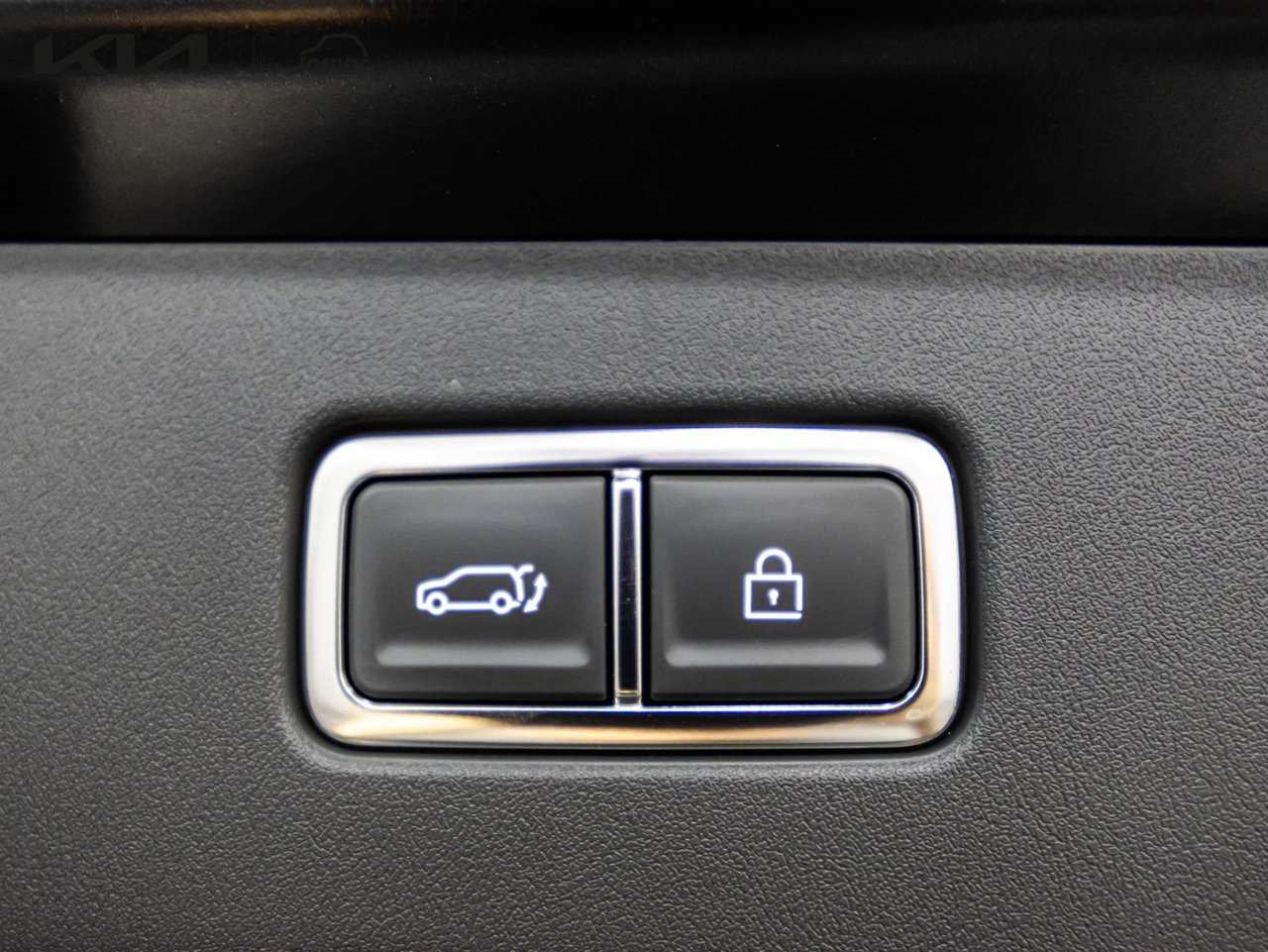 2023 Acura MDX - Image 19