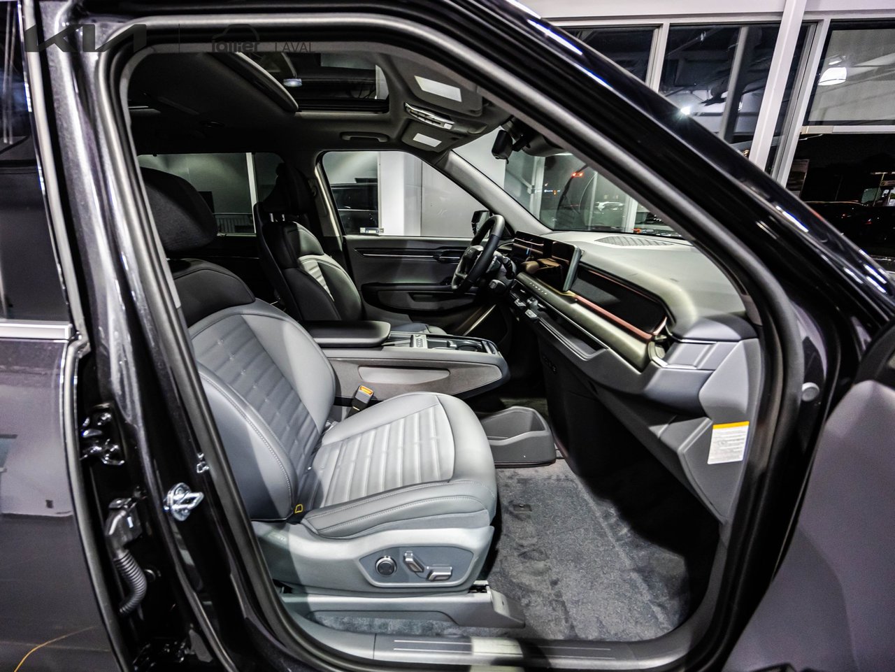 2023 Acura MDX - Image 22