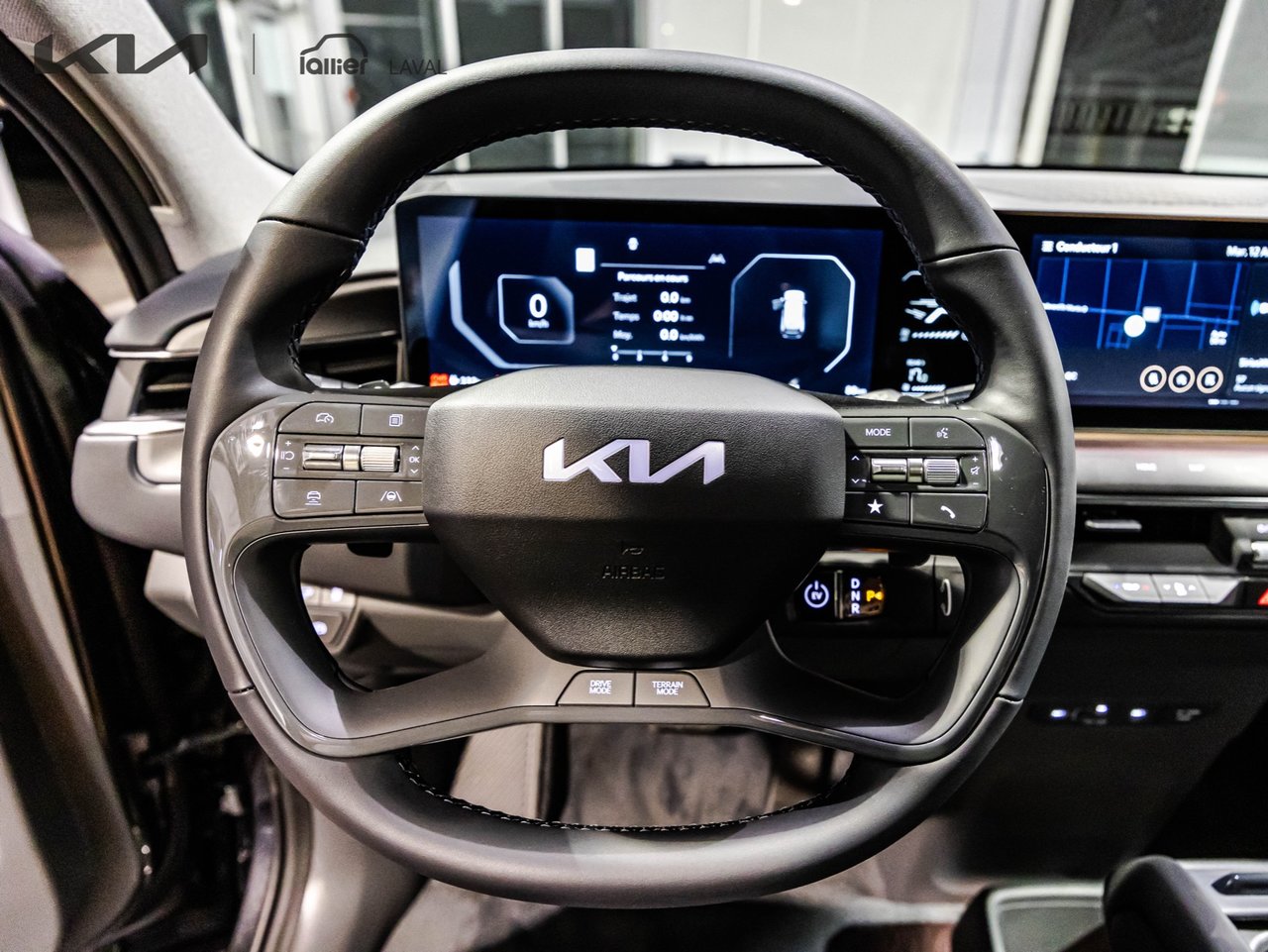 2023 Acura MDX - Image 27