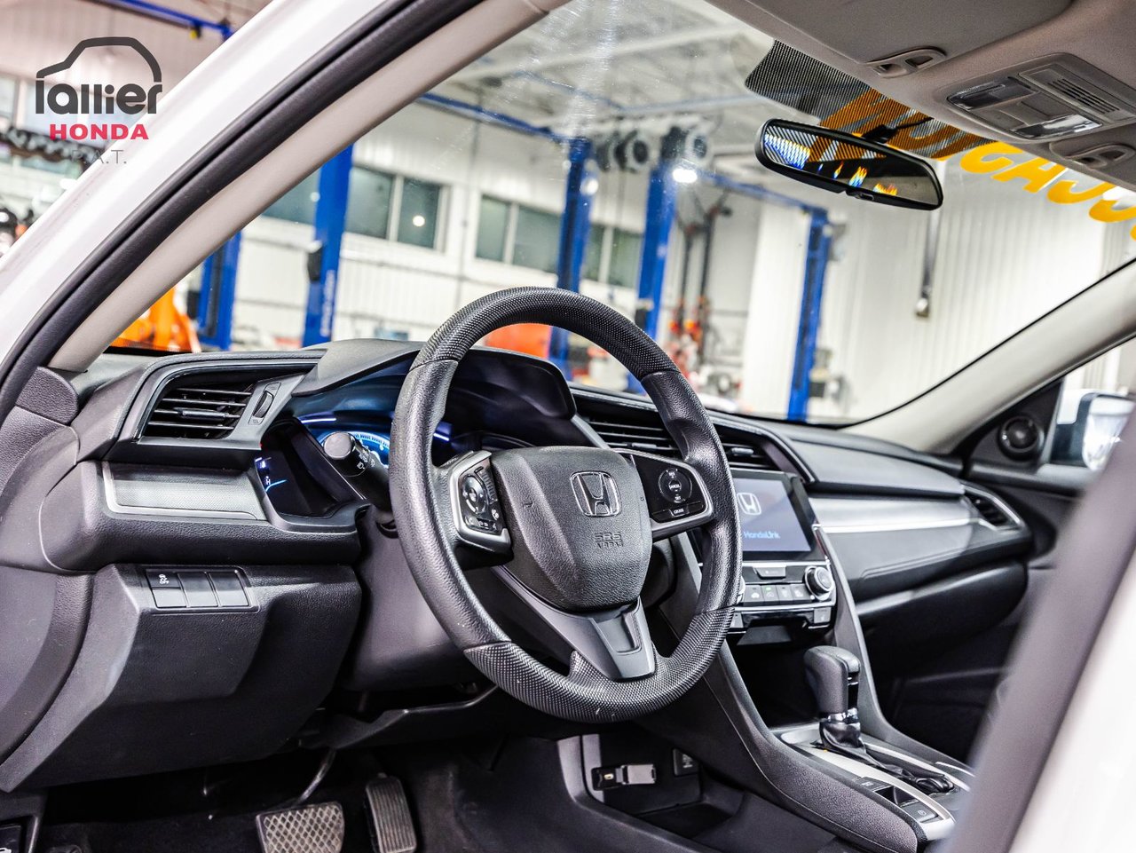 2022 Toyota Venza - Image 47
