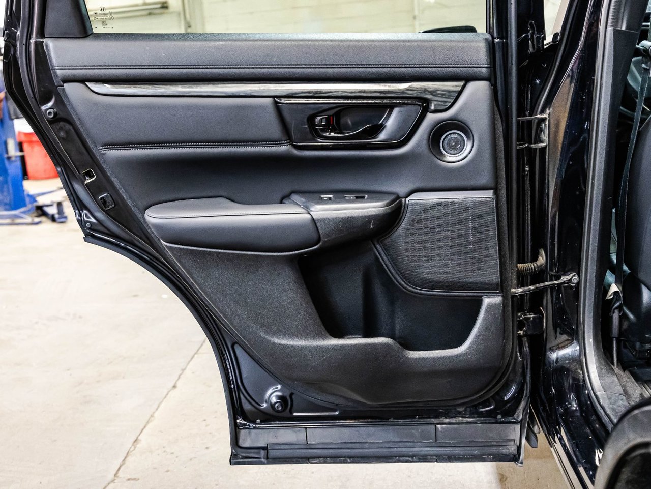 2018 Toyota Rav4 - Image 22