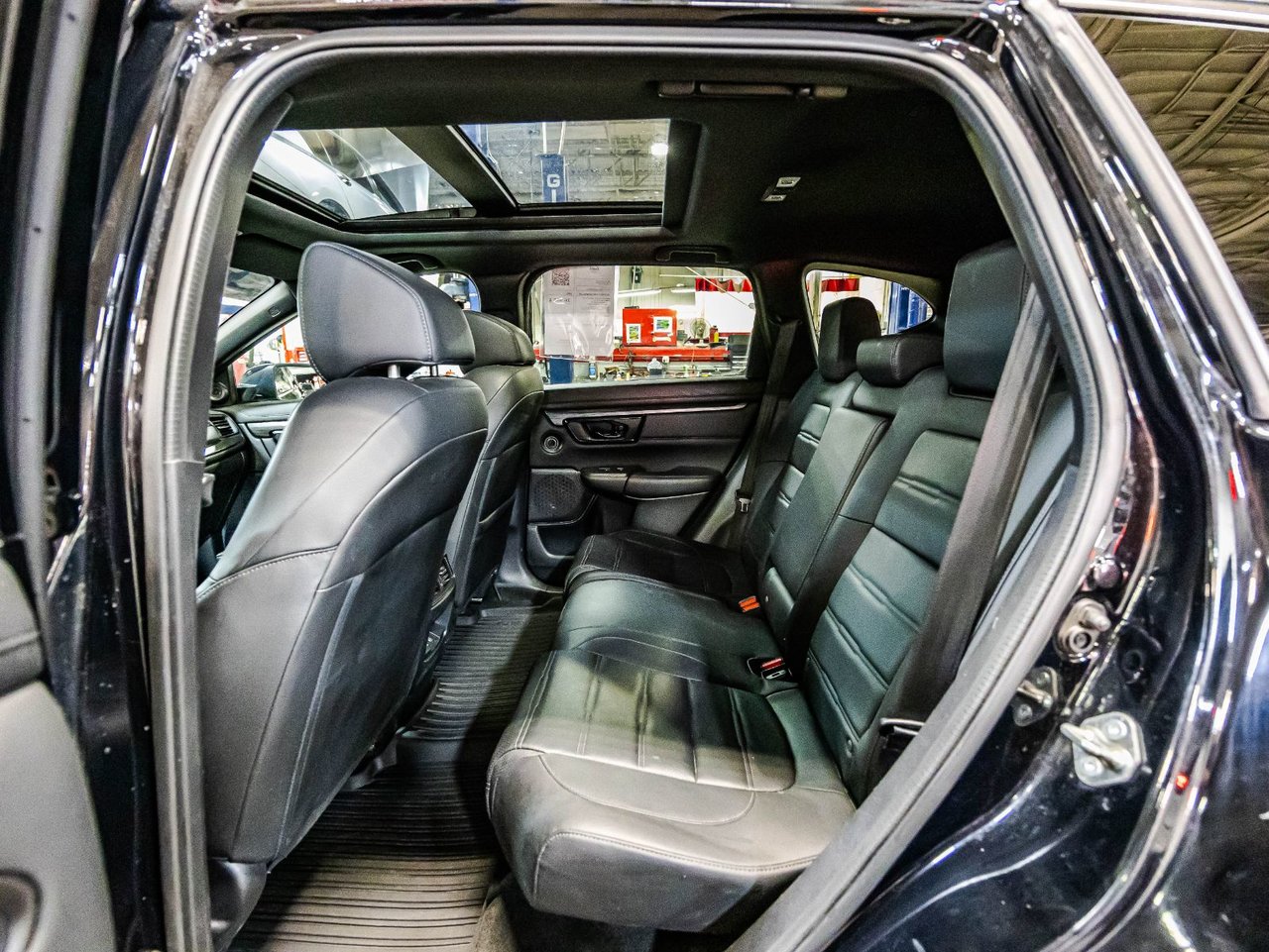 2018 Toyota Rav4 - Image 23
