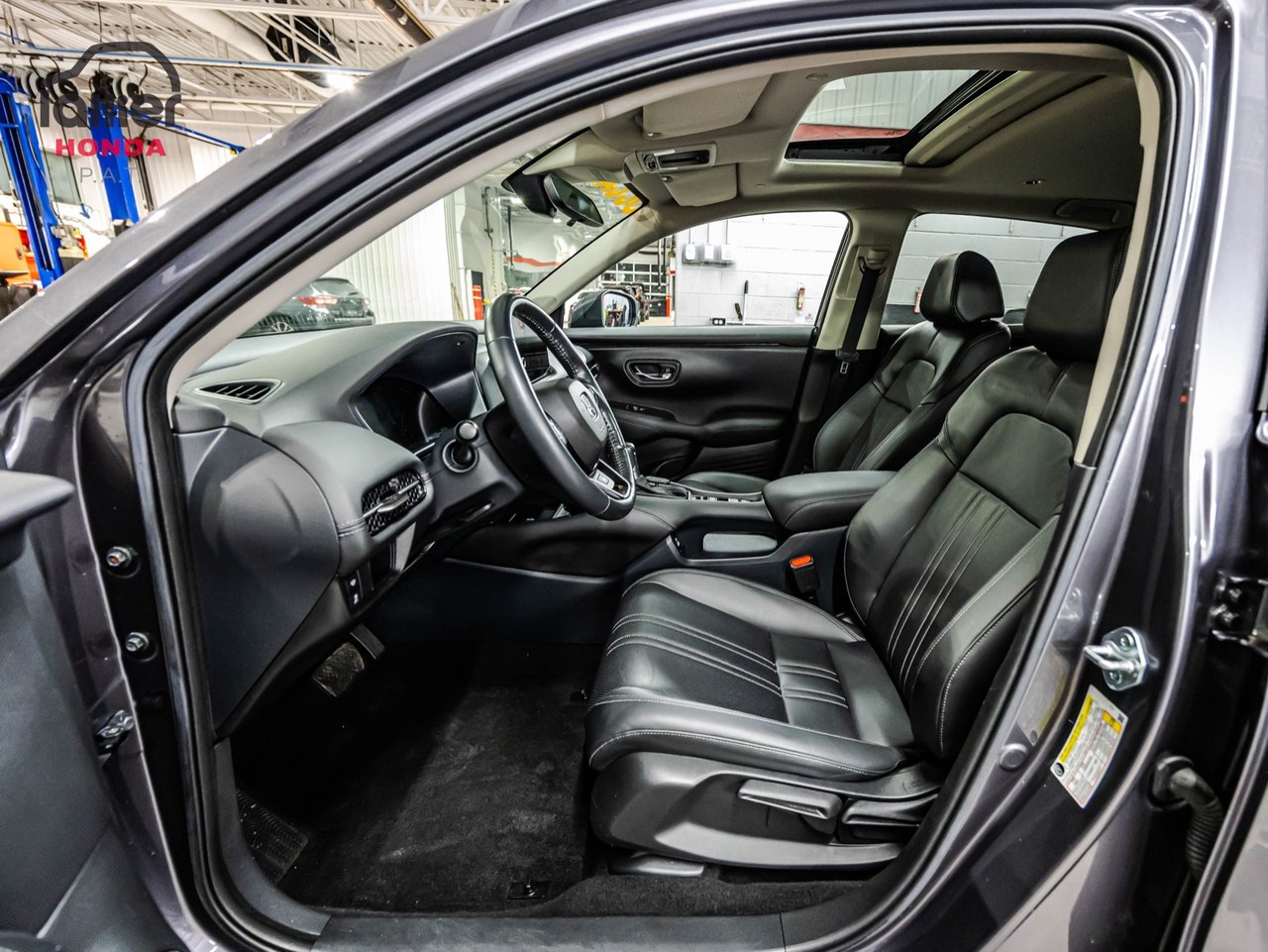 2024 Toyota Corolla - Image 32