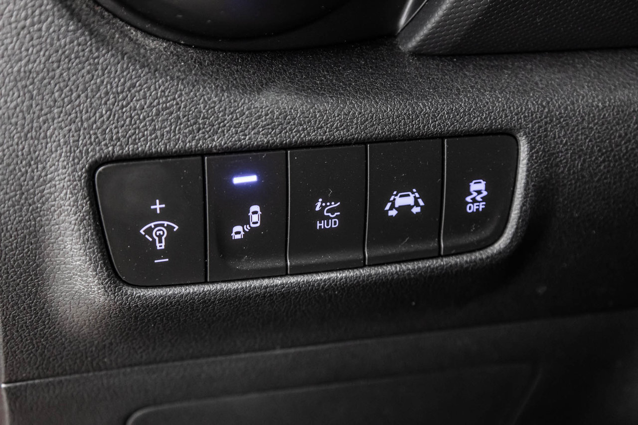 2022 Ford F-150 - Image 23