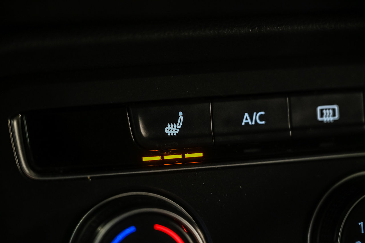 2023 Volvo XC60 - Image 24