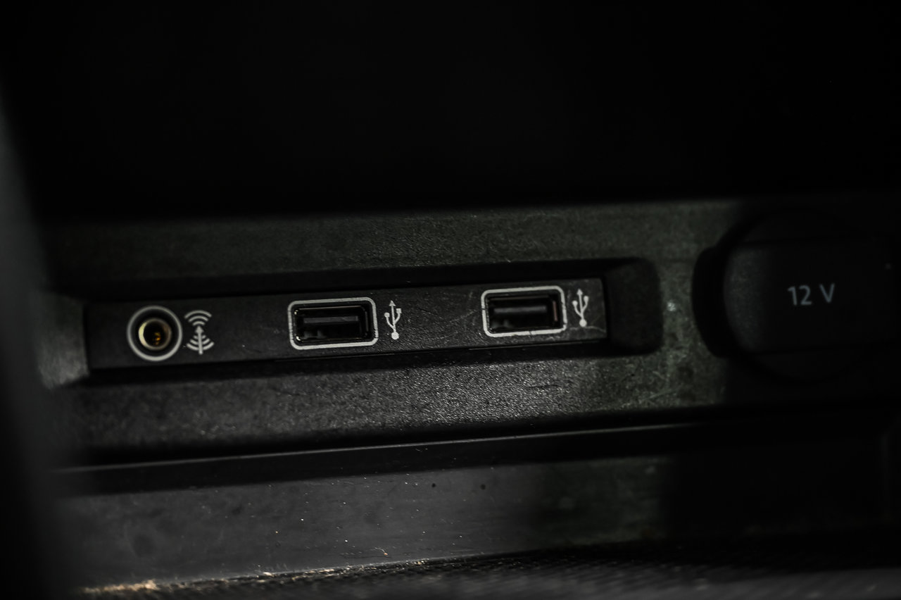 2023 Volvo XC60 - Image 25