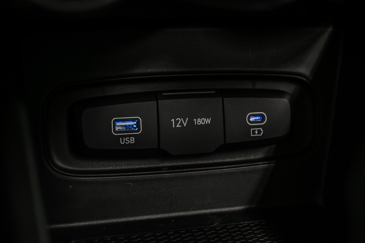 2023 Volvo XC60 - Image 21