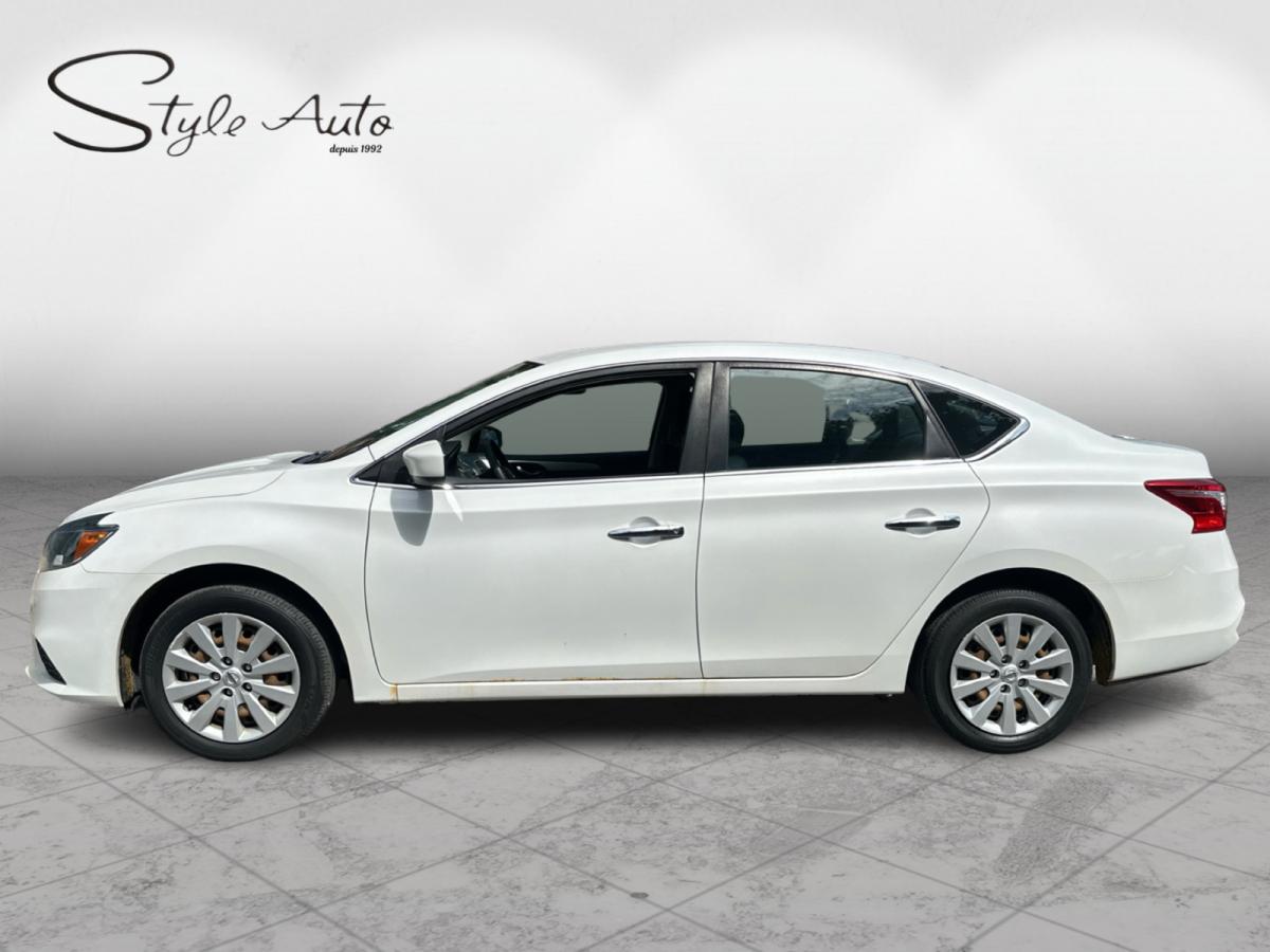 2022 Hyundai Santa Fe Plug-In Hybrid - Image 3