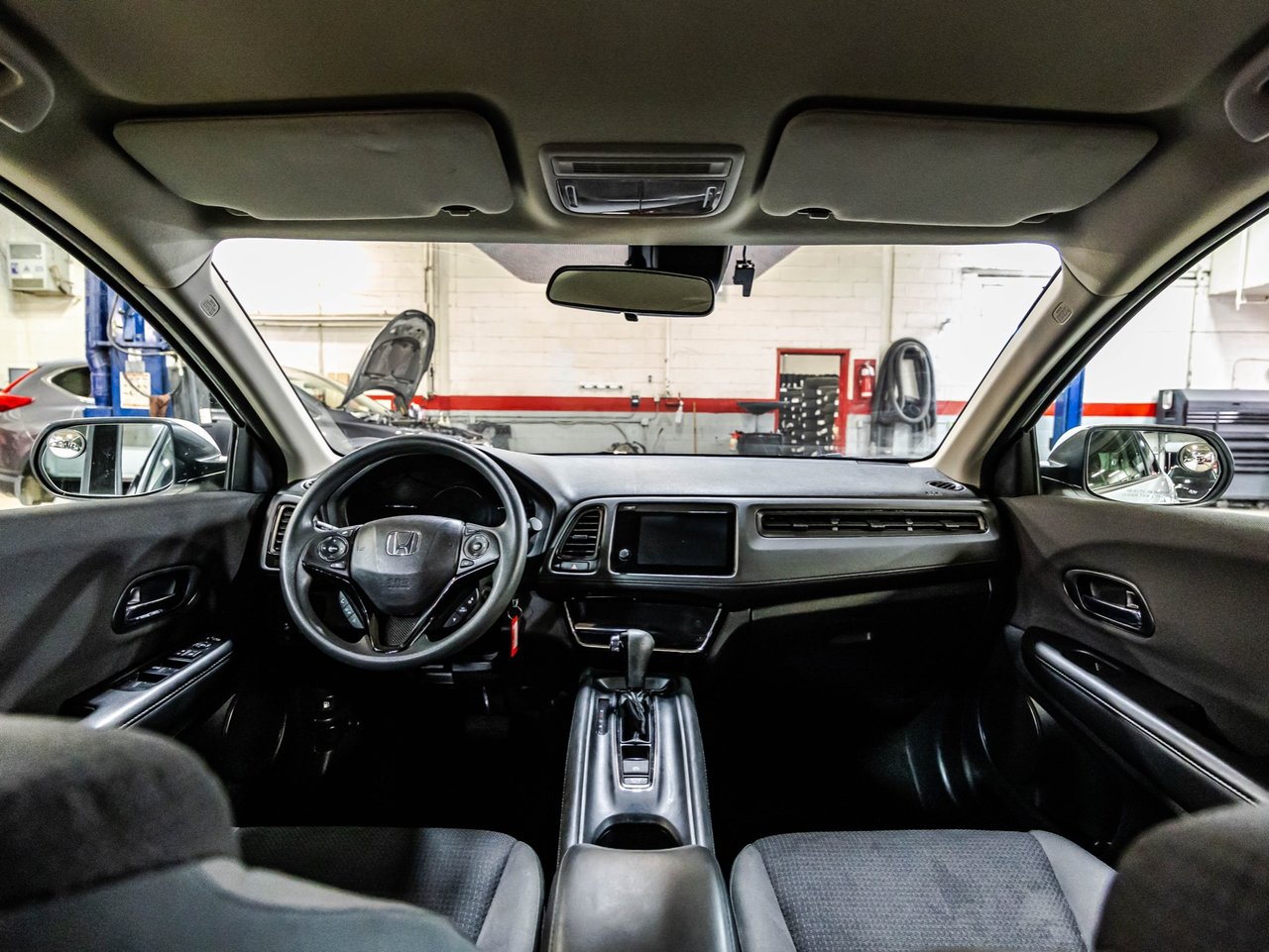 2026 Ford Maverick - Image 23