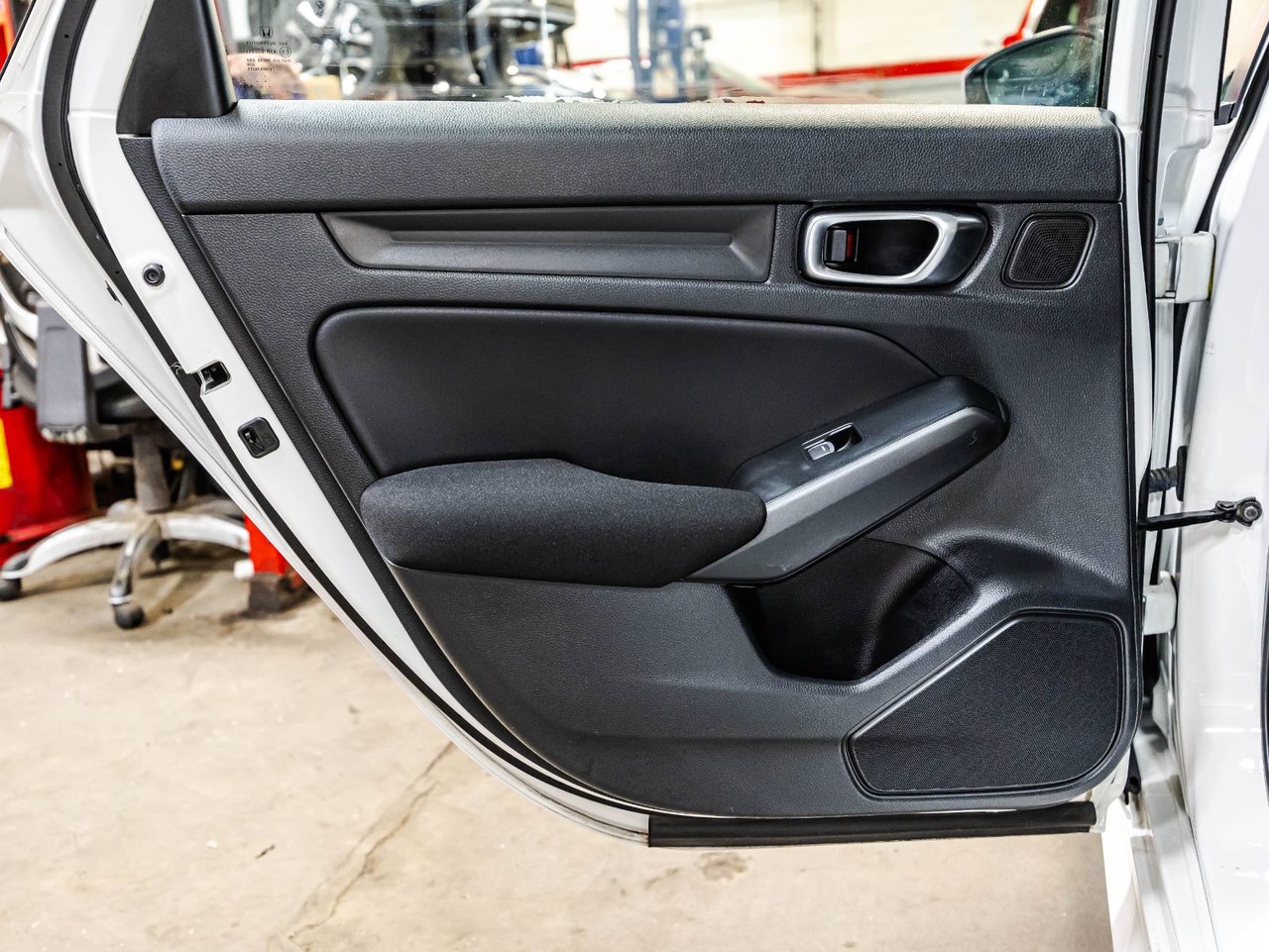 2026 Ford F-150 - Image 21