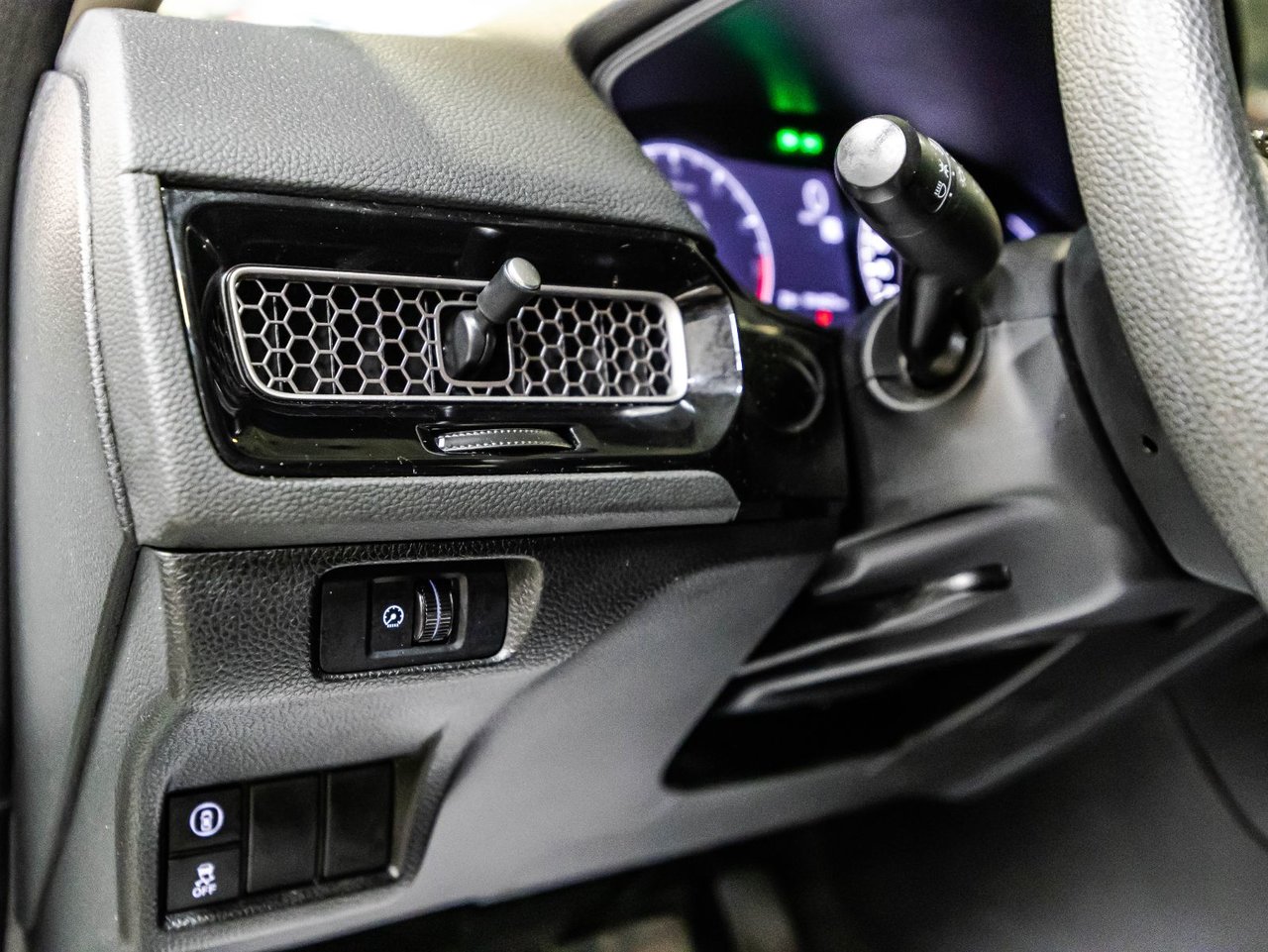 2026 Ford F-150 - Image 29