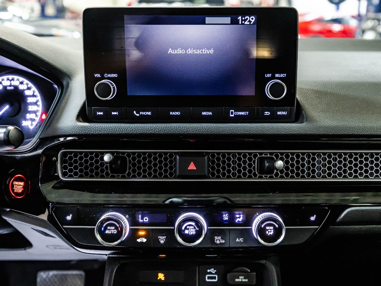 2026 Ford F-150 - Image 32