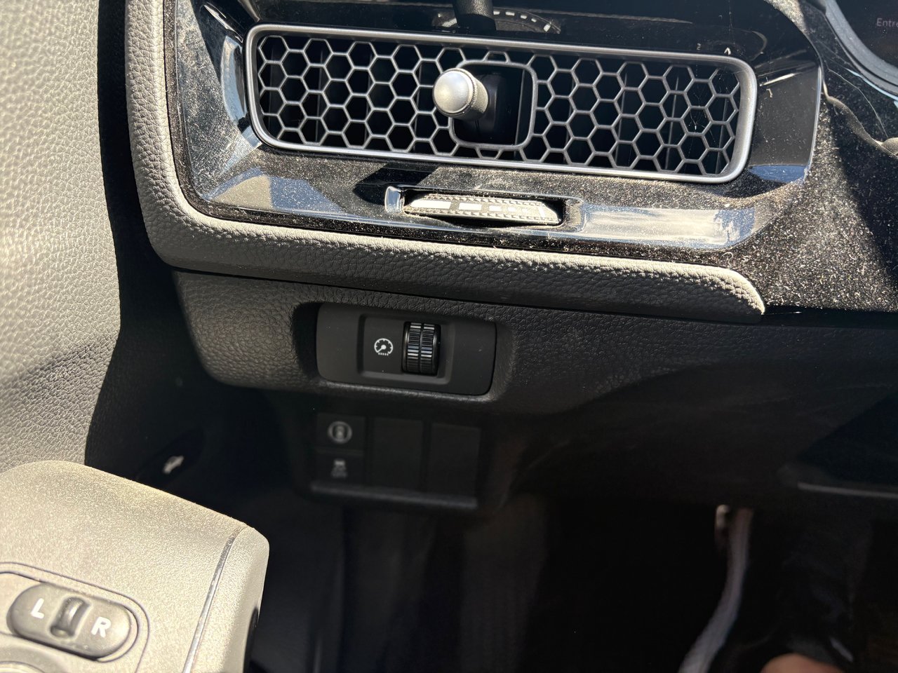 2026 Ford F-150 - Image 10