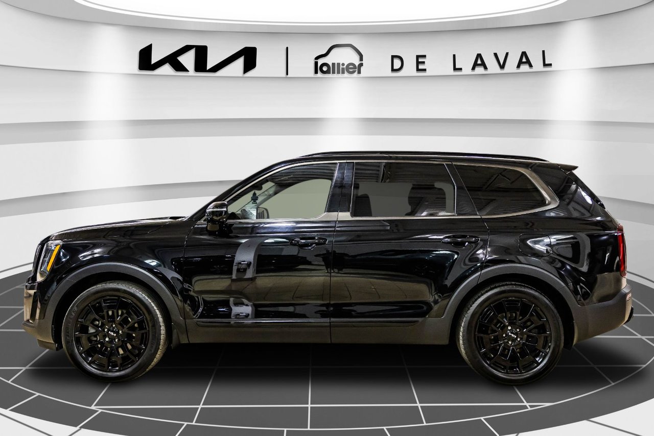 2022 Chrysler 300 - Image 9