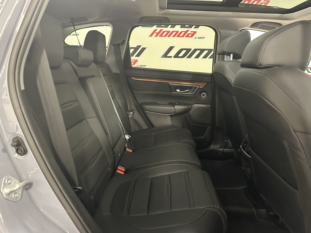 2027 Lincoln Aviator - Image 20