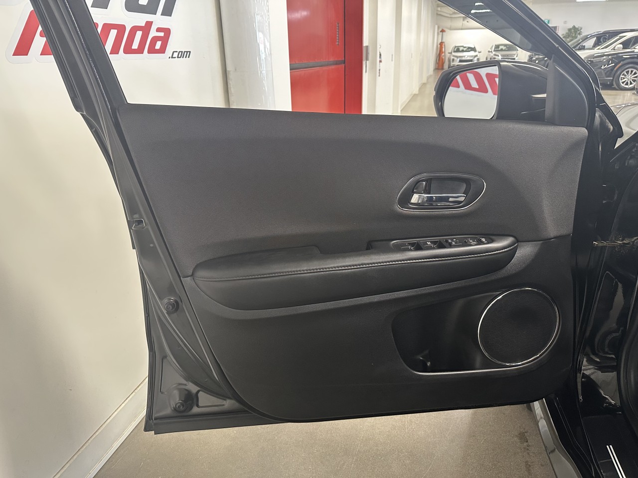 2027 Hyundai Kona - Image 10