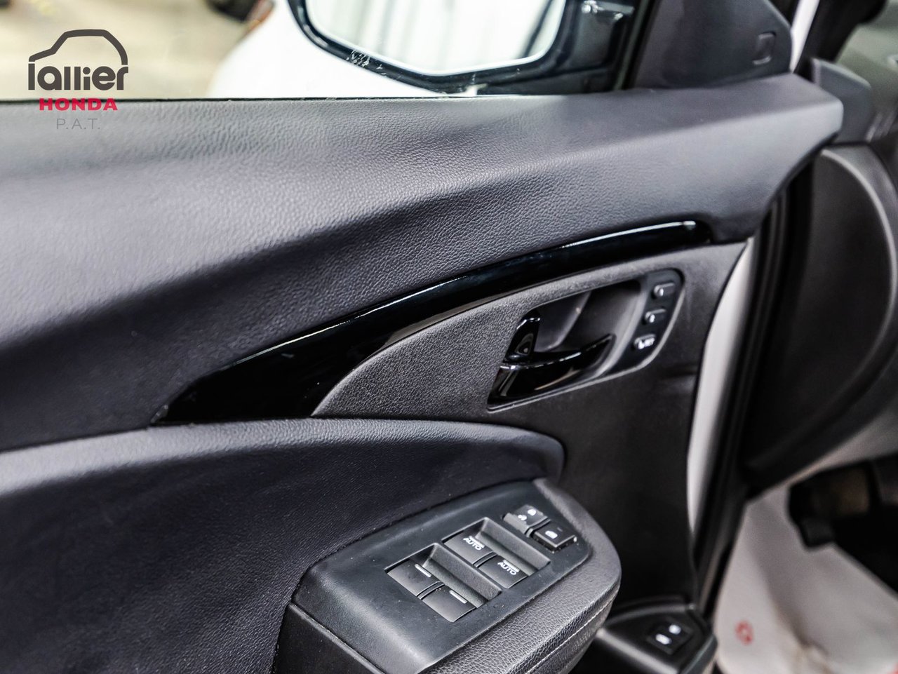 2020 Honda Civic - Image 27