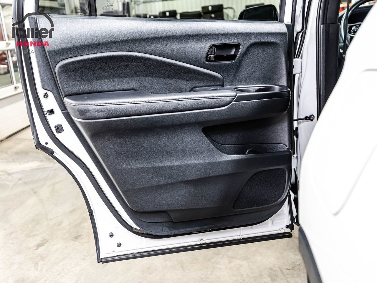 2020 Honda Civic - Image 28