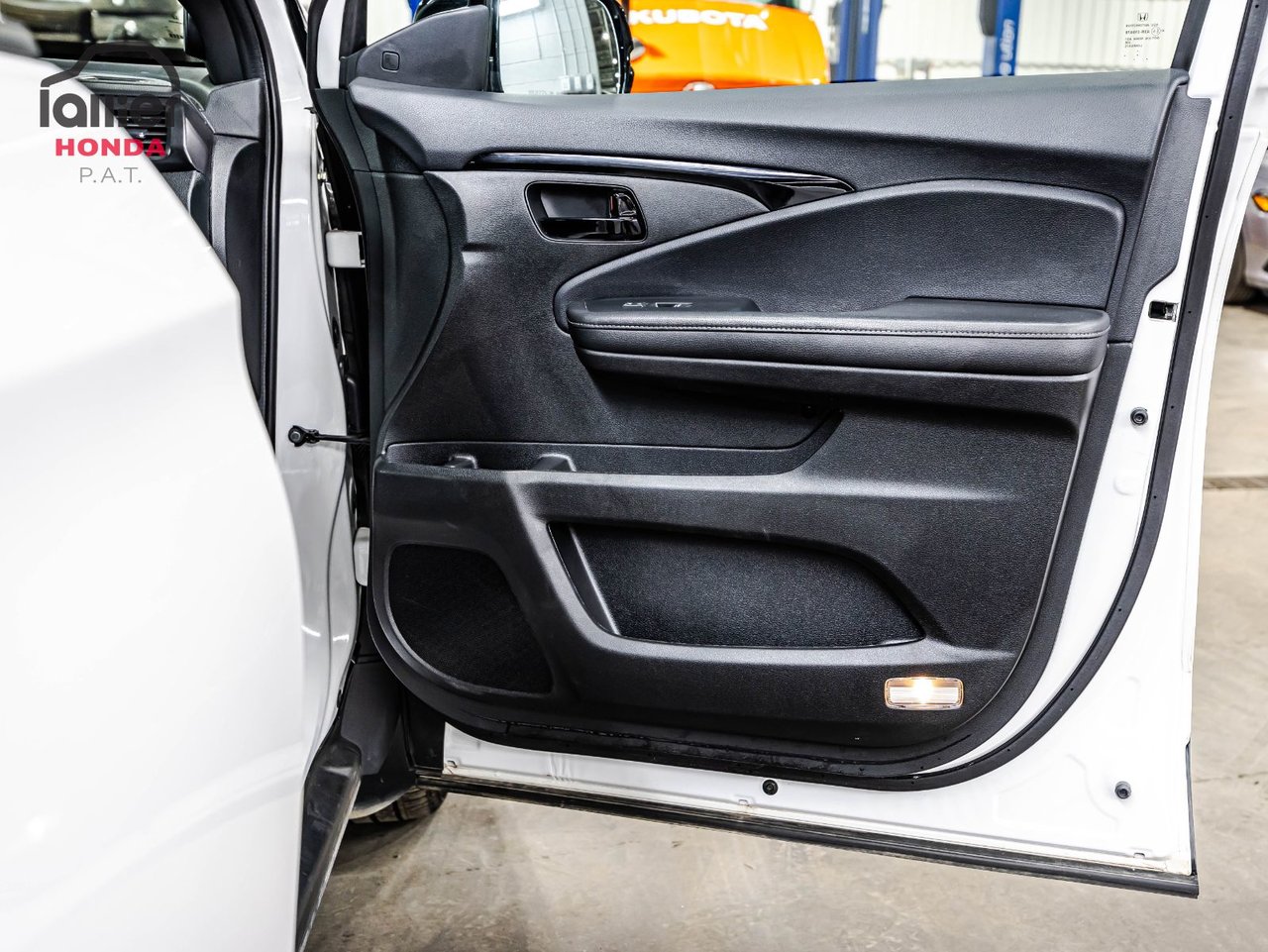 2020 Honda Civic - Image 33