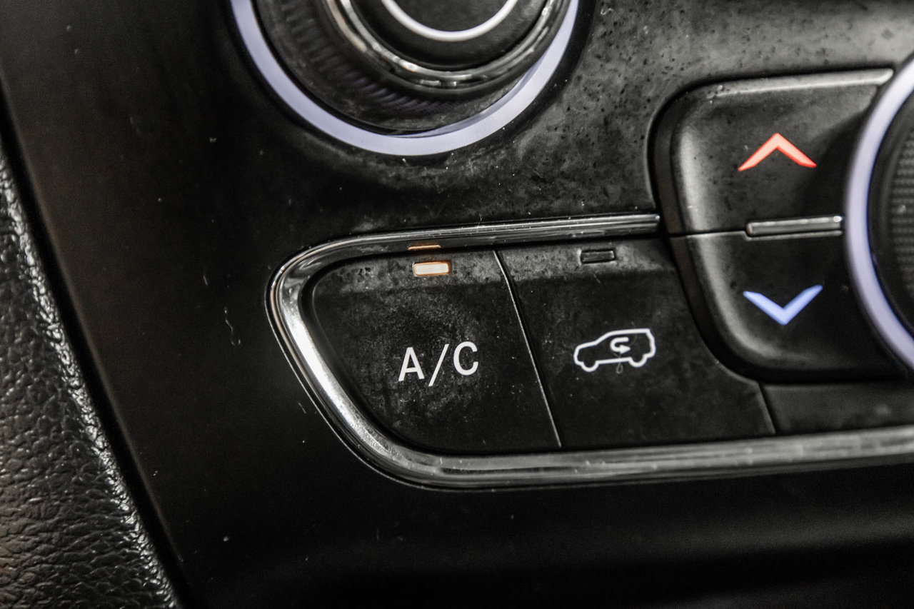 2027 Hyundai Kona - Image 31