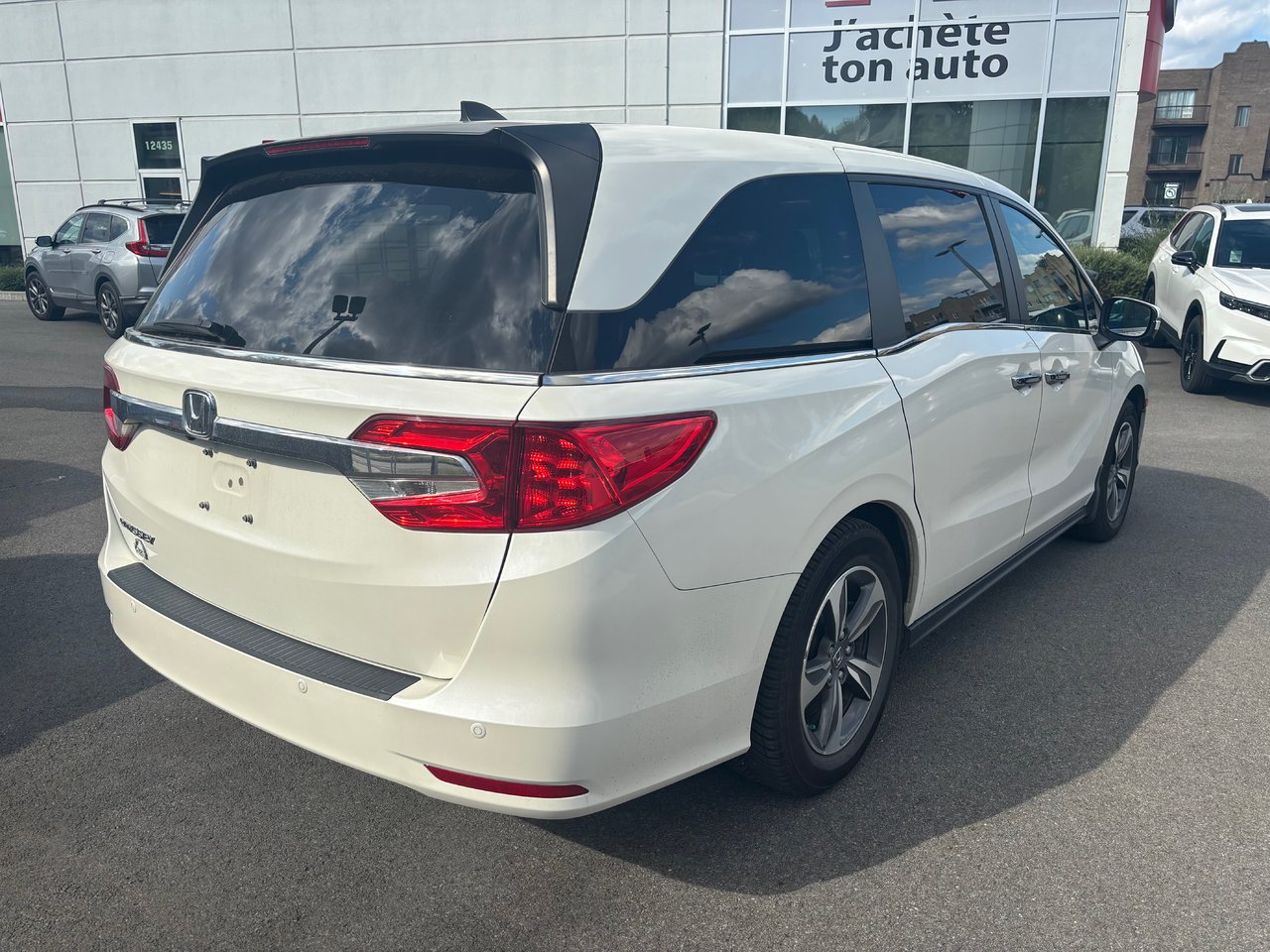 2023 Toyota Rav4 - Image 3
