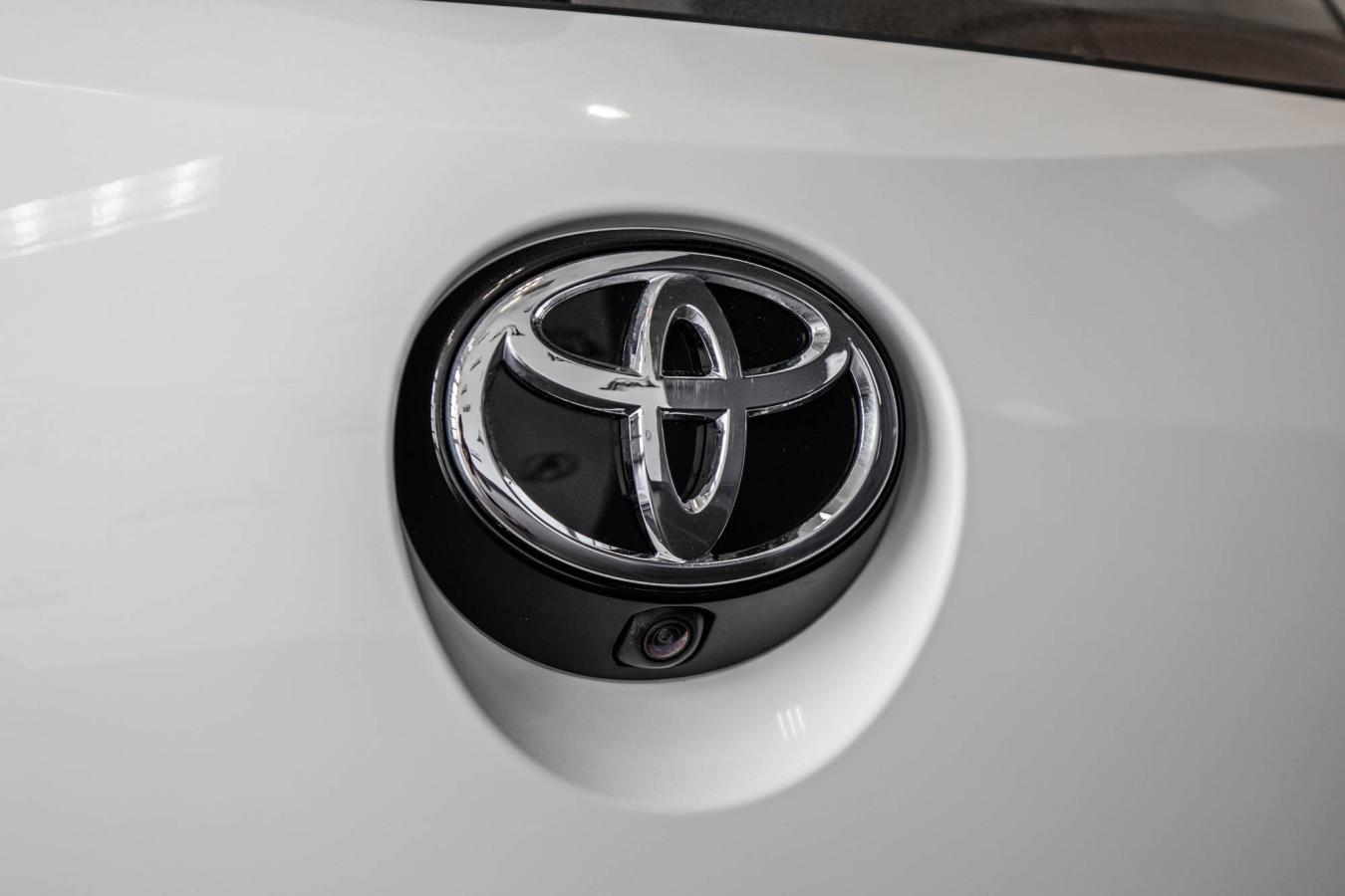 2027 Hyundai Kona - Image 10