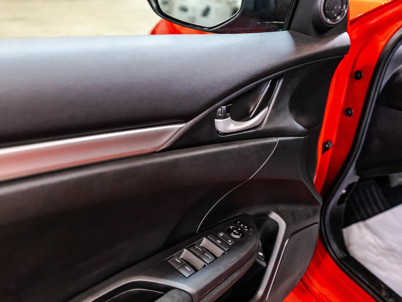 2021 Toyota Prius Prime - Image 20