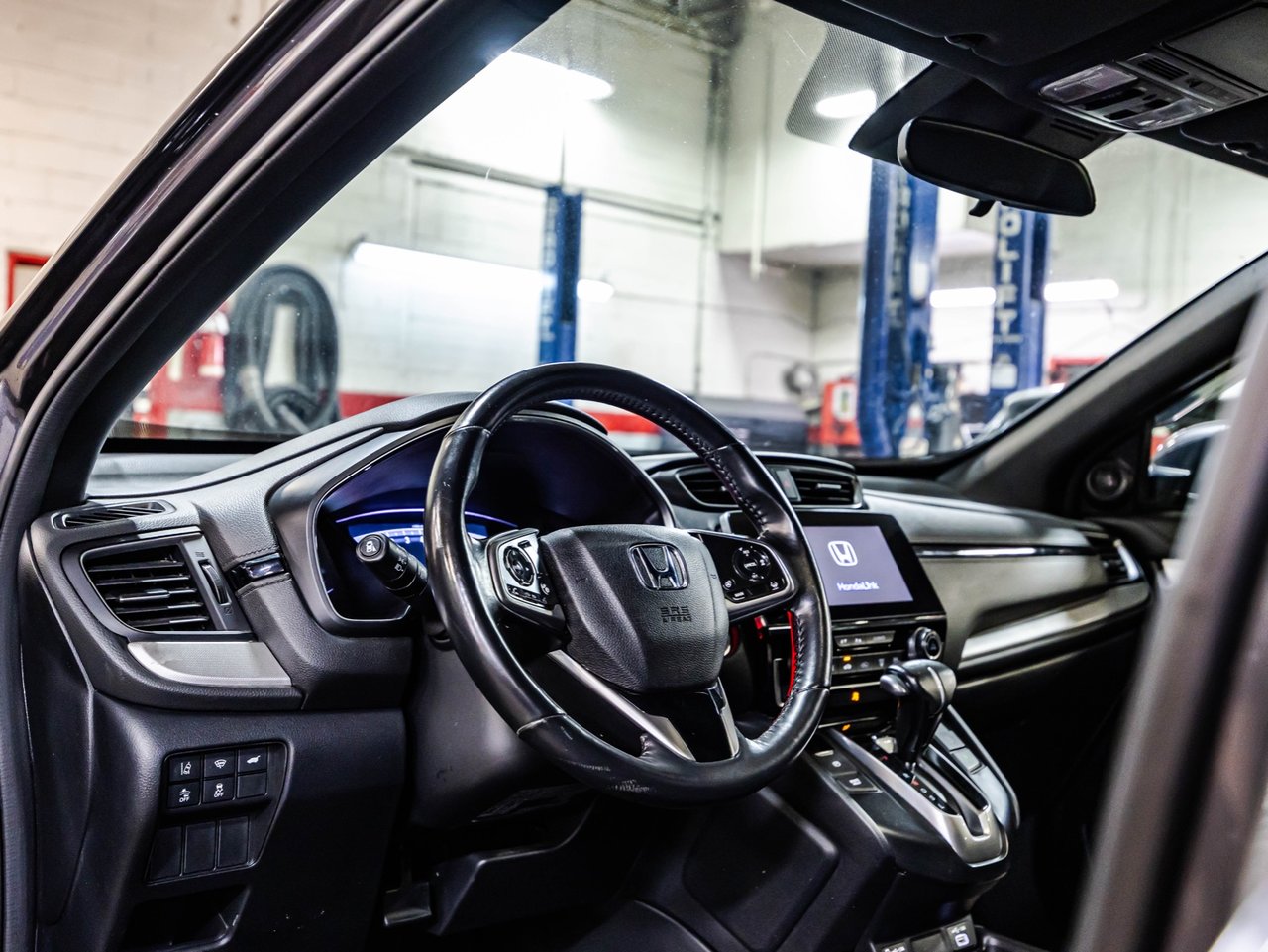 2021 Toyota Highlander - Image 30