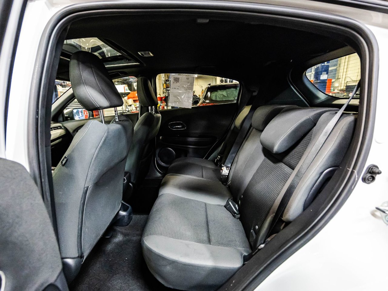 2027 Lincoln Aviator - Image 23