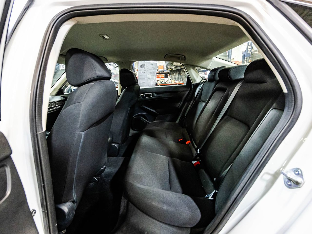 2027 Lincoln Aviator - Image 22