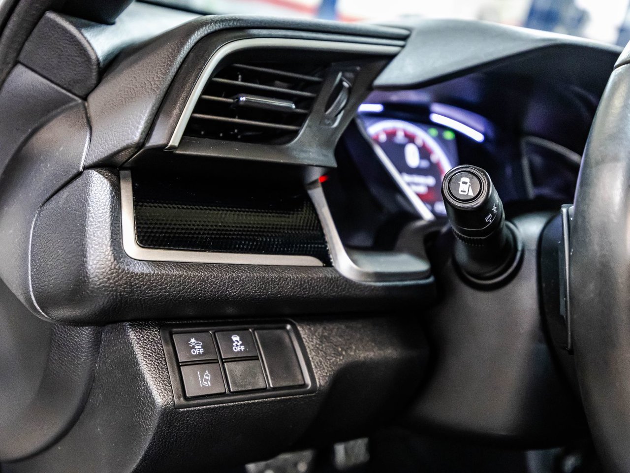 2027 Lincoln Aviator - Image 31