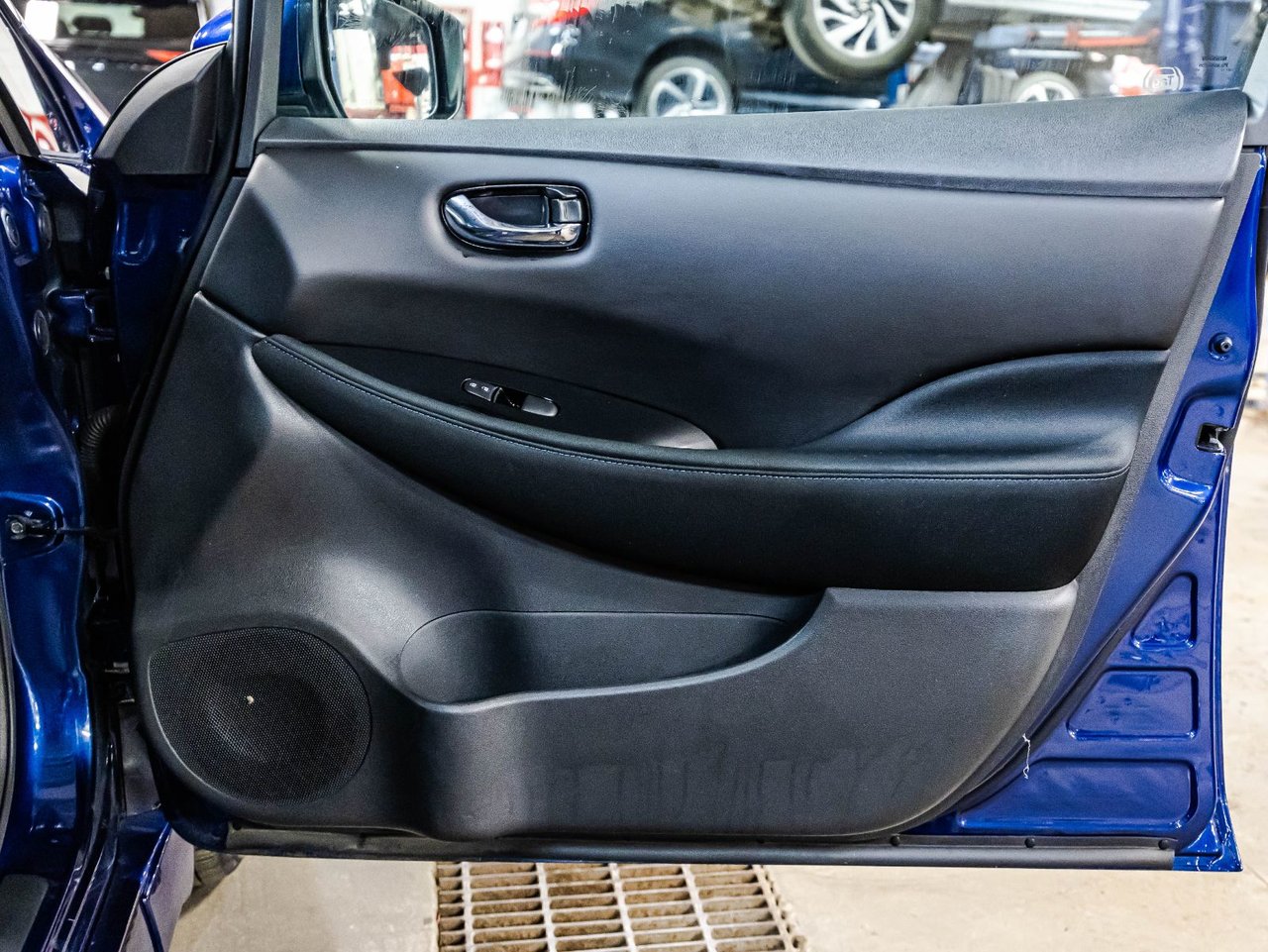 2017 Lincoln MKX - Image 28
