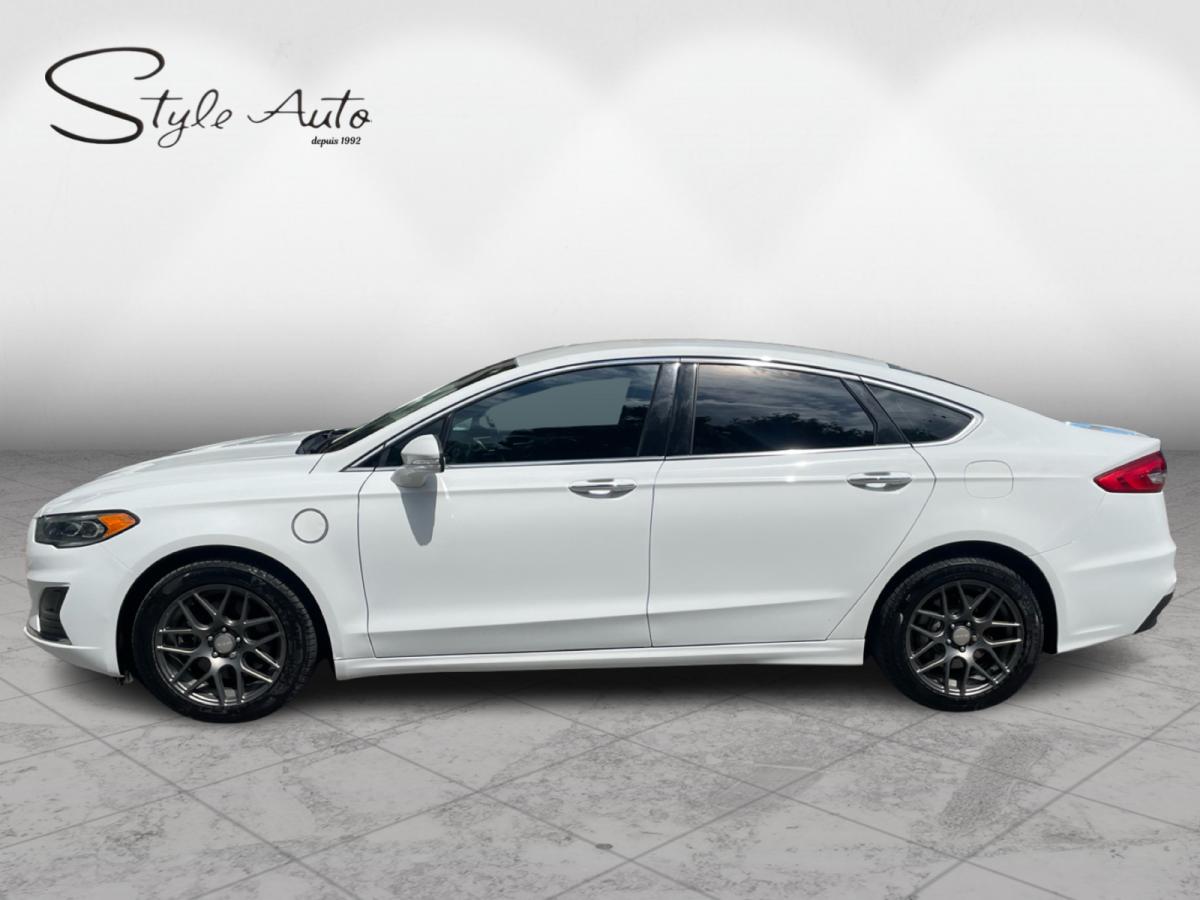 2019 Ford Fusion Energi - Image 3