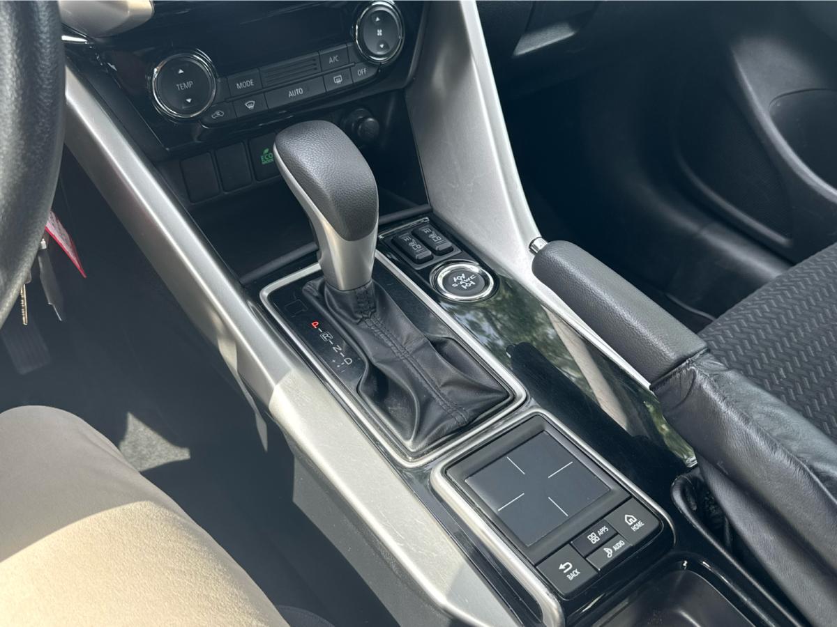 2020 Mitsubishi Eclipse Cross - Image 15