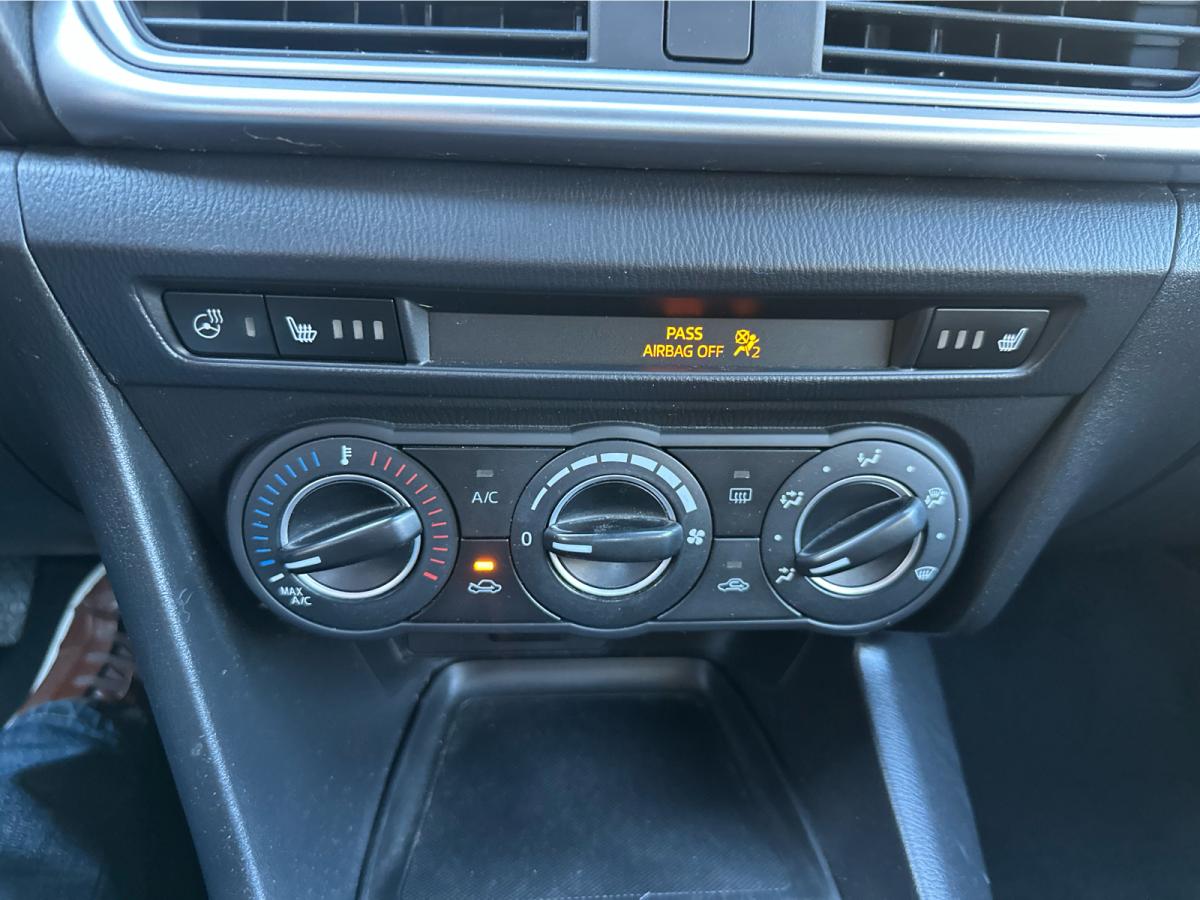 2017 Mazda Mazda3 - Image 15