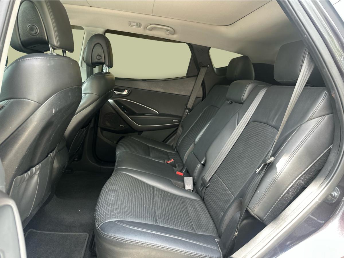 2015 Hyundai Santa Fe Sport - Image 11