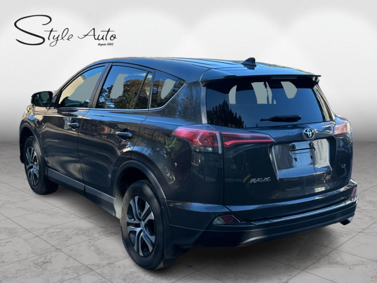 2016 Toyota RAV4 - Image 5