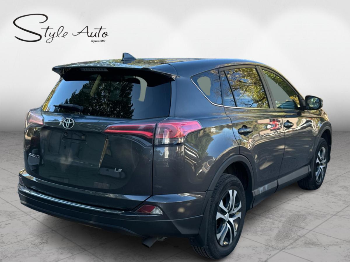 2016 Toyota RAV4 - Image 7