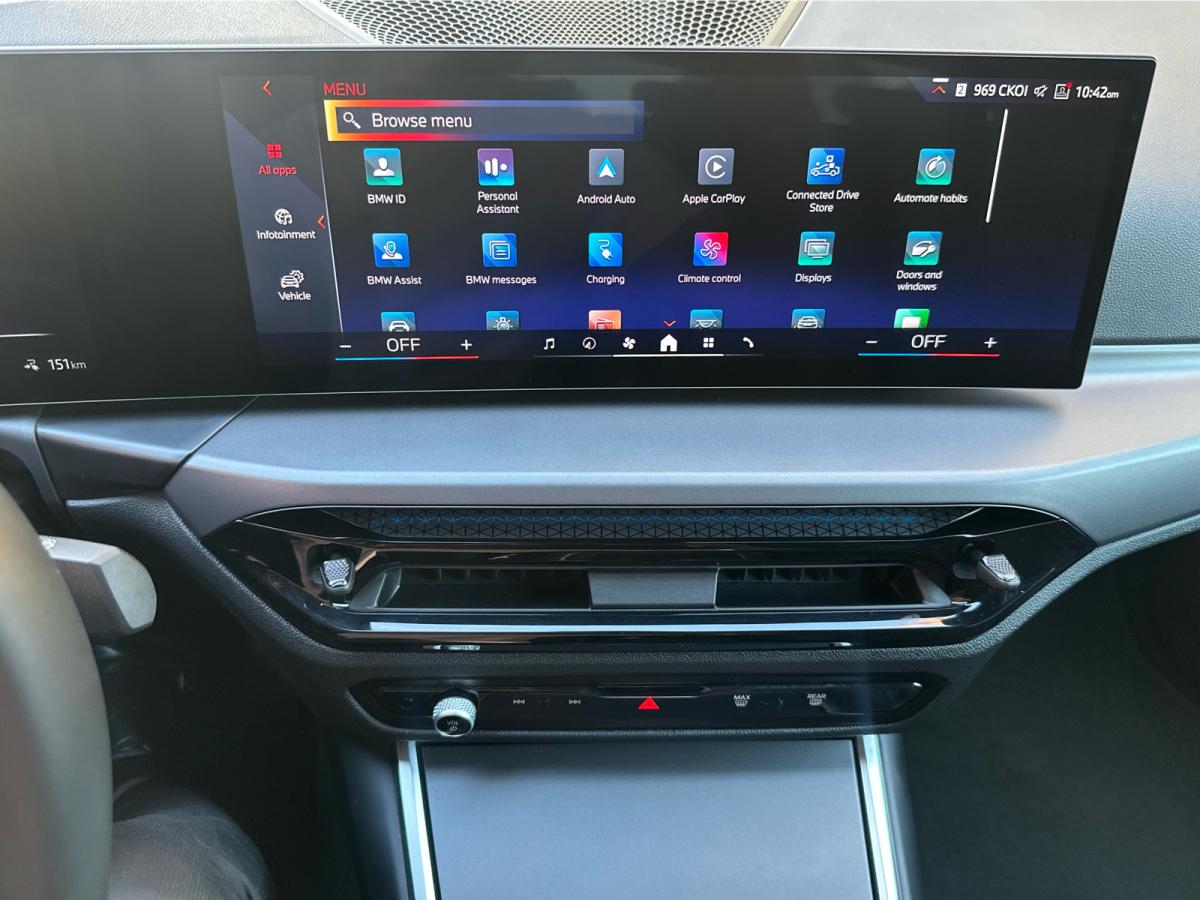 2025 BMW i4 - Image 18