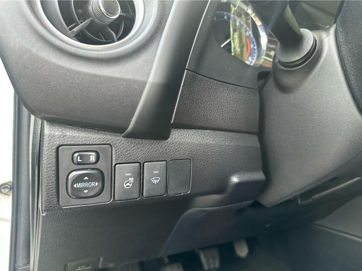 2017 Toyota Corolla - Image 13