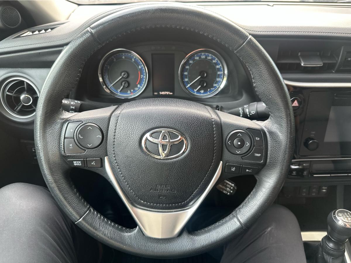 2017 Toyota Corolla - Image 14