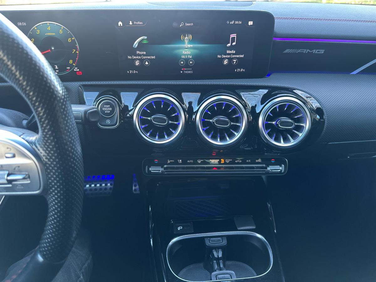 2022 Mercedes-Benz CLA35 AMG - Image 16