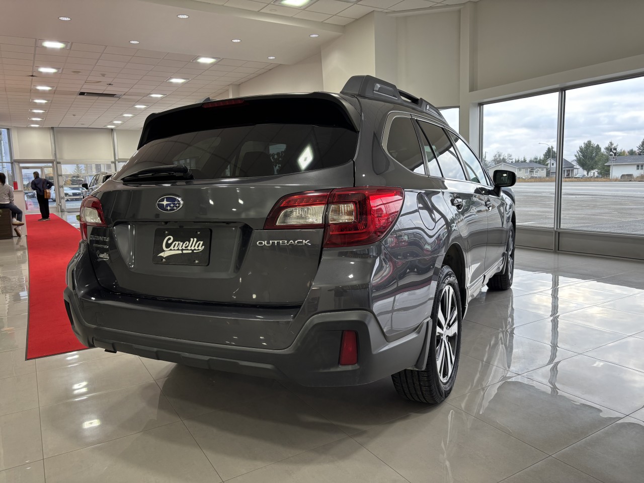 2018 Subaru Outback - Image 5